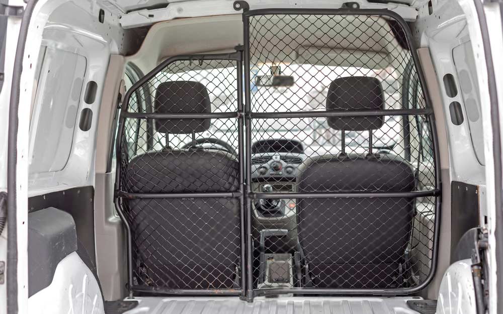 Rete Divisoria all Interno dell Autocarro Rete Divisoria all Interno dell Autocarro